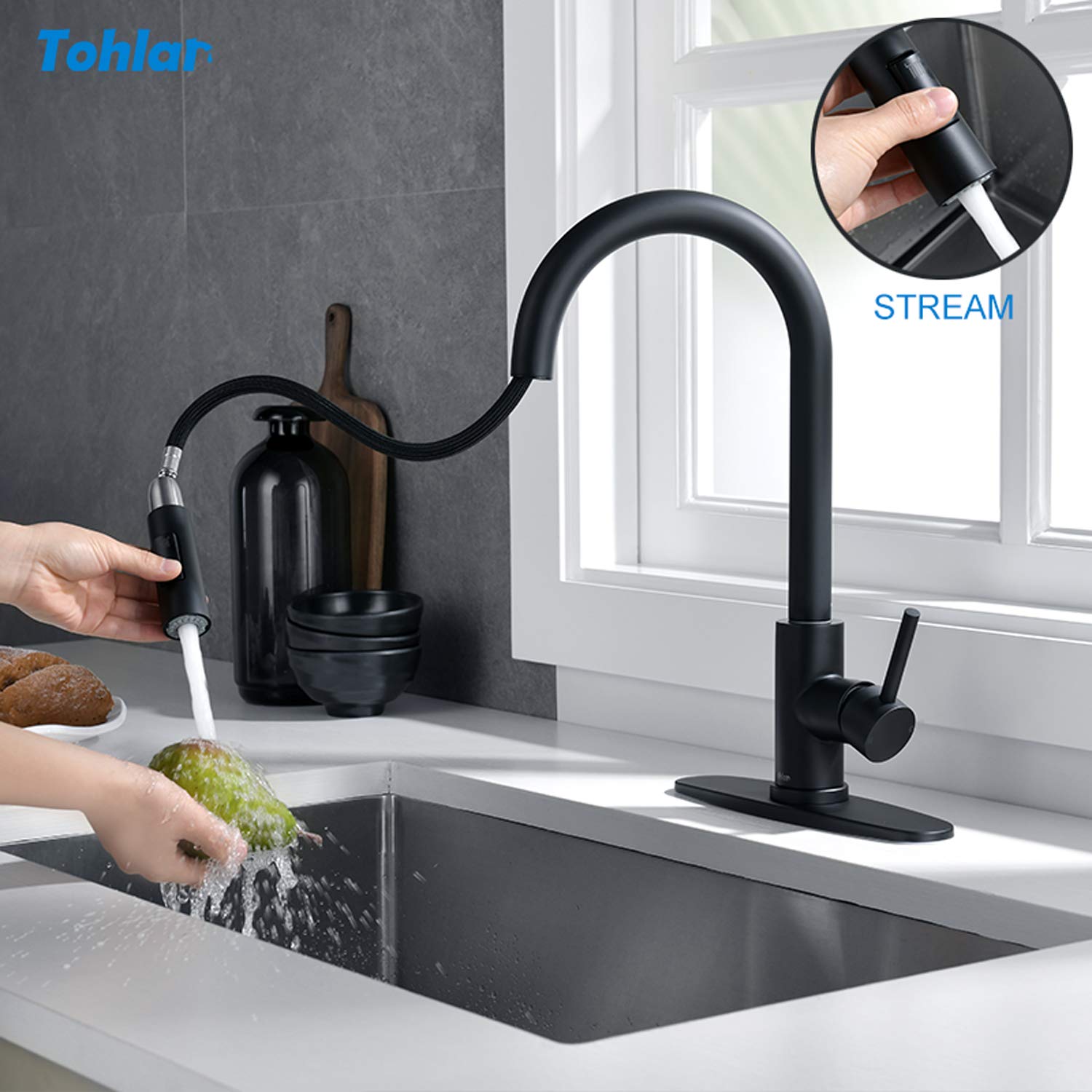 Tohlar Black Kitchen Faucets with Pull-Down Sprayer Single Handle Kitchen Faucet  Modern Stainless Steel Kitchen Sink Faucet with Deck Plate